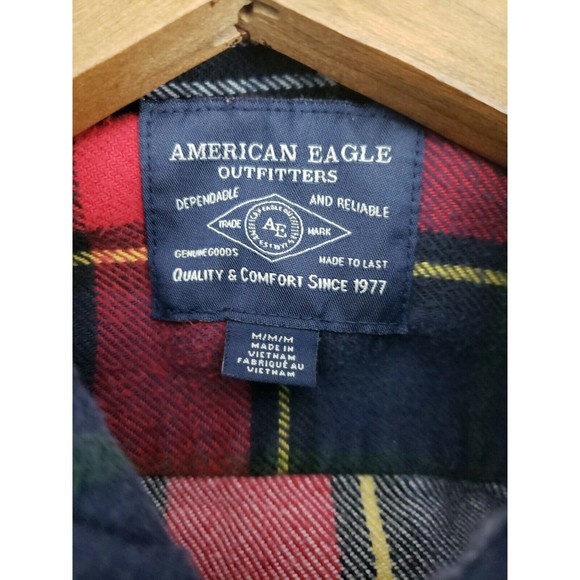 American Eagle Flannel Button Down Red Blue Plaid Mens Size Medium - Picture 7 of 10